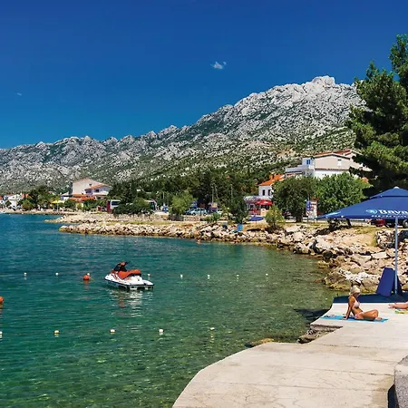 3 Bedroom Stunning In Modric 아파트 *