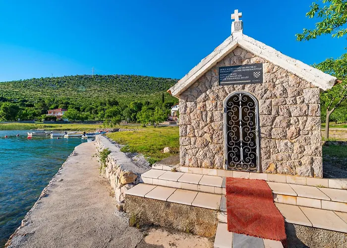 3 Bedroom Stunning In Modric 아파트