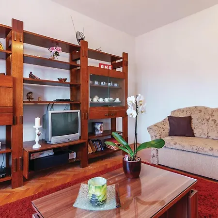Gorgeous In Modric With House Sea View Рованьска