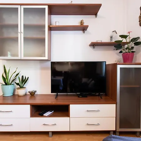 Apartment 3 Bedroom Stunning In Modric *